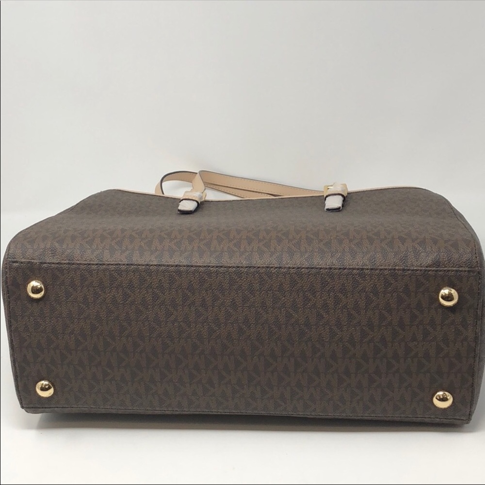NWT Michael Kors Jet Set travel brown bag - Picture 7 of 7
